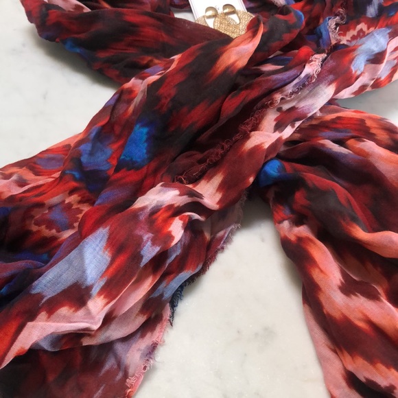 Italian Modal & Silk Tie-Dye Print Scarf - Picture 3 of 6